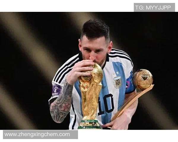 外国人热唱足球明星歌曲展现全球足球文化魅力与激情